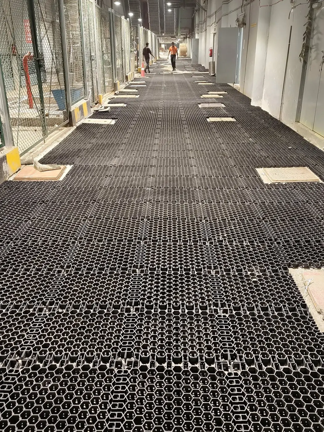 OC-HD 40 laid down the corridor